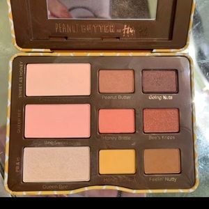 Too faced palette